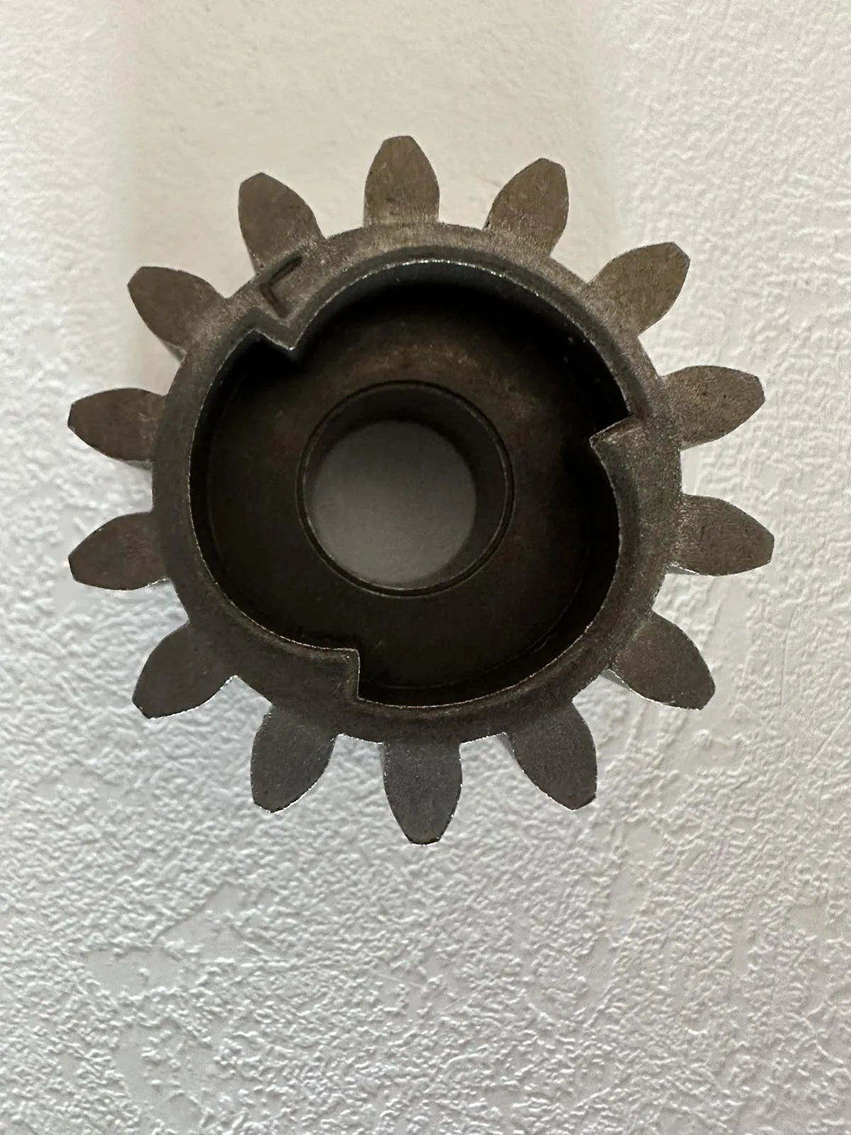 Шестерня до косарки HECHT 553SW